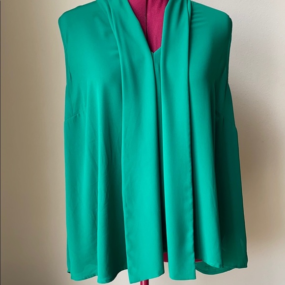 Eloquii Sleeveless Top - Picture 2 of 2